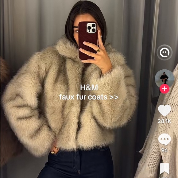H&M Jackets & Blazers - NWT H&M Cream Faux Fur Jacket